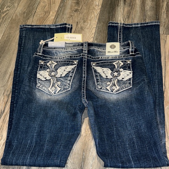 Miss Me Mid-Rise Boot Cut Pop Wing Cross Jeans Sz 28x34 - Picture 4 of 11